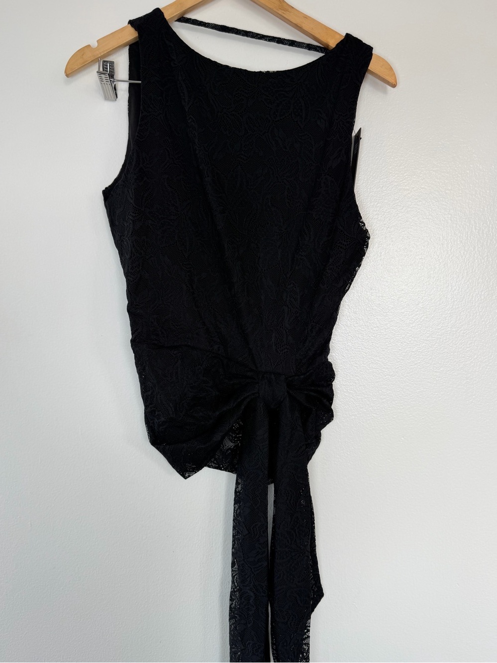 AFRM Black Lace Sleeveless Tie-Detail Top Size L